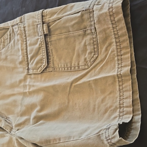 Columbia Men's Tan Shorts - Picture 7 of 12